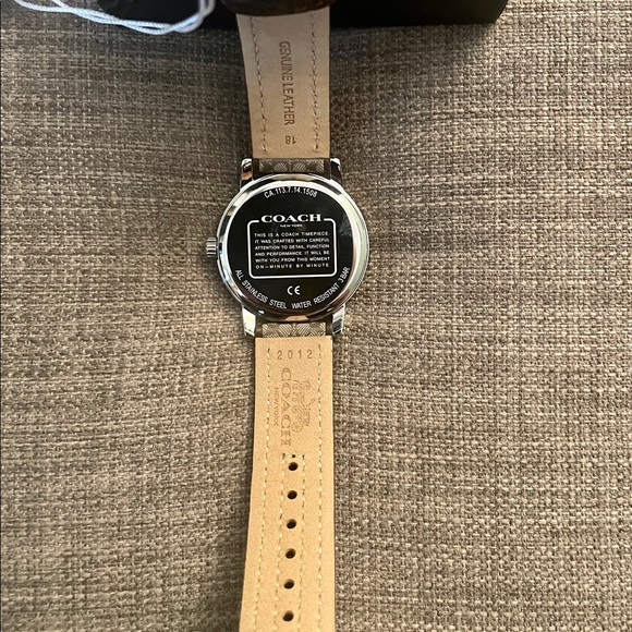 Coach White Grand Dial Logo Leather/Canvas Strap Women's Wrist Watch - Picture 7 of 7